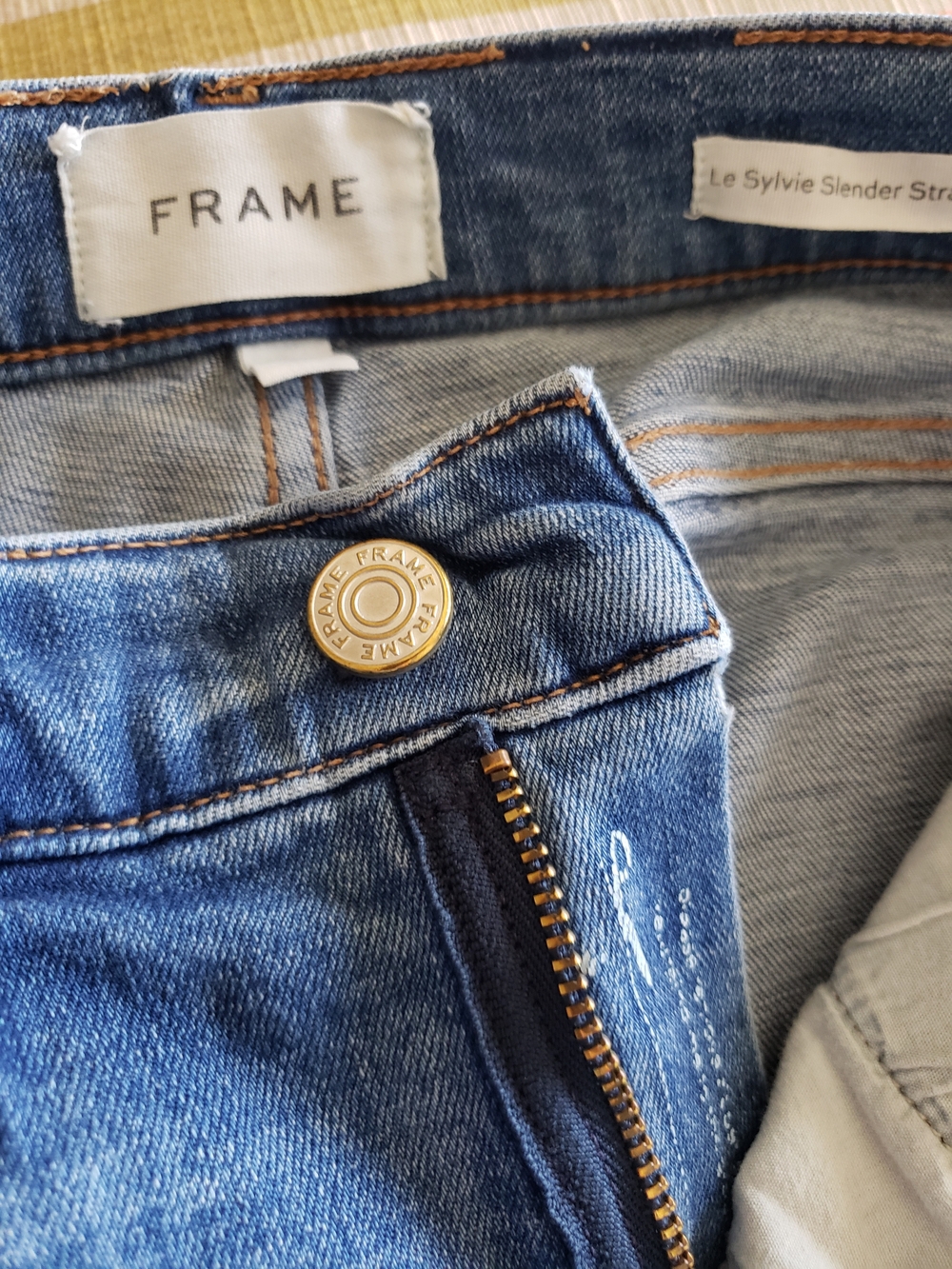 Frame Denim Le Sylvie High-Rise Jeans Size 25